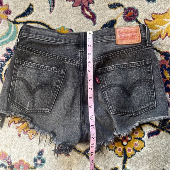 Levi's 501 High Rise Exposed Button Fly, washed black denim shorts, W27 - Picture 8 of 8